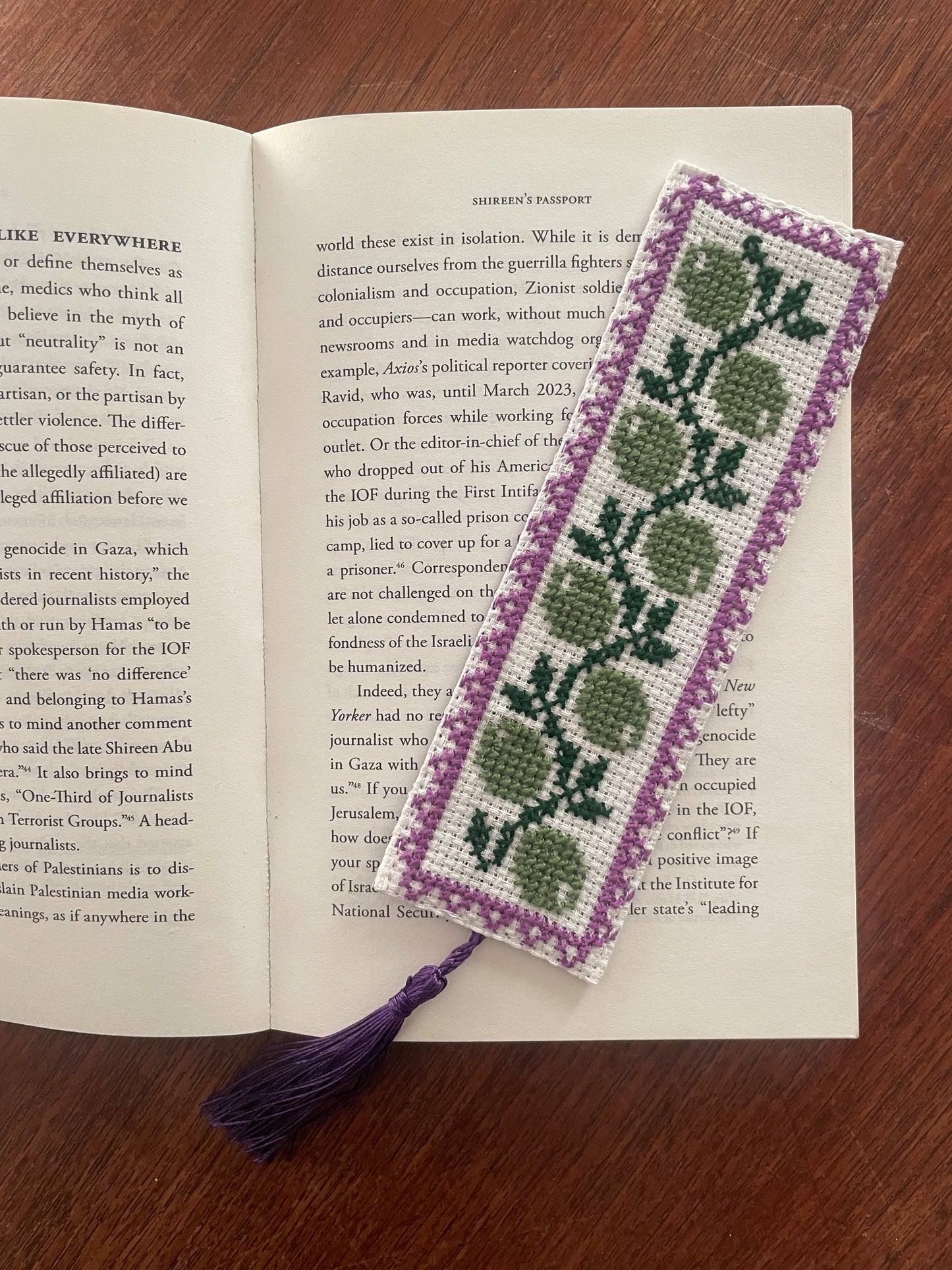 Tatreez Bookmark - Olives