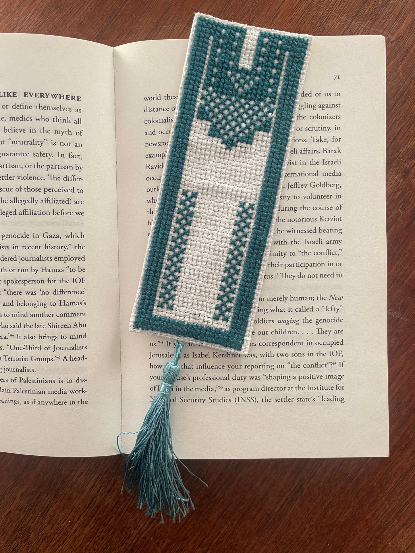 Tatreez Bookmark - Thobe - Blue Green